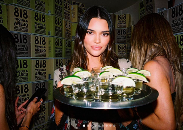 Kendall Jenner Apparently Mistaken For Server While Giving Out Her Tequila