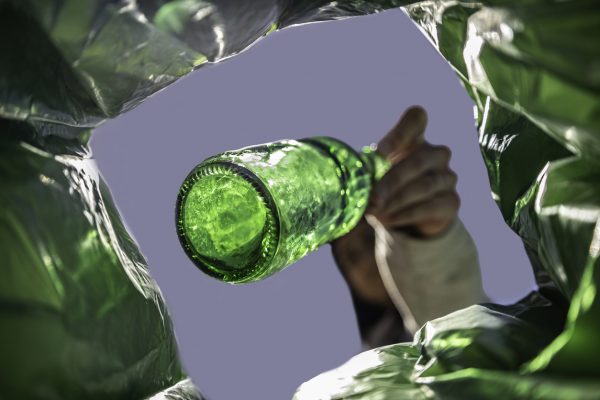 Reaching For The Stars The Future Of The Recycled Wine Bottle   IStock 1313319401 600x400 