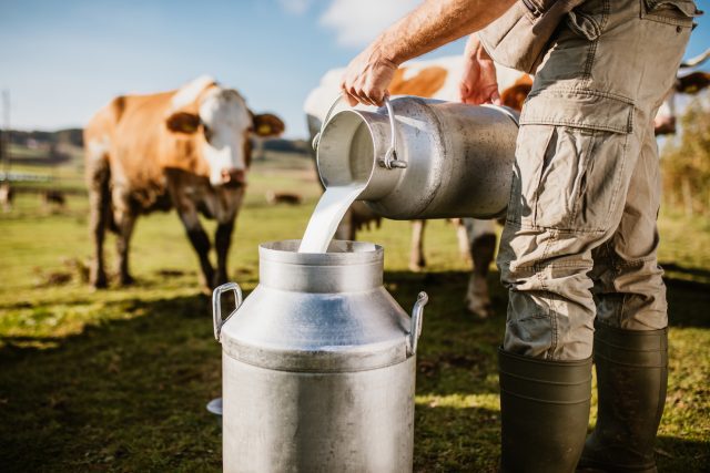 Canadian distillery converts cow's milk into booze to fly planes