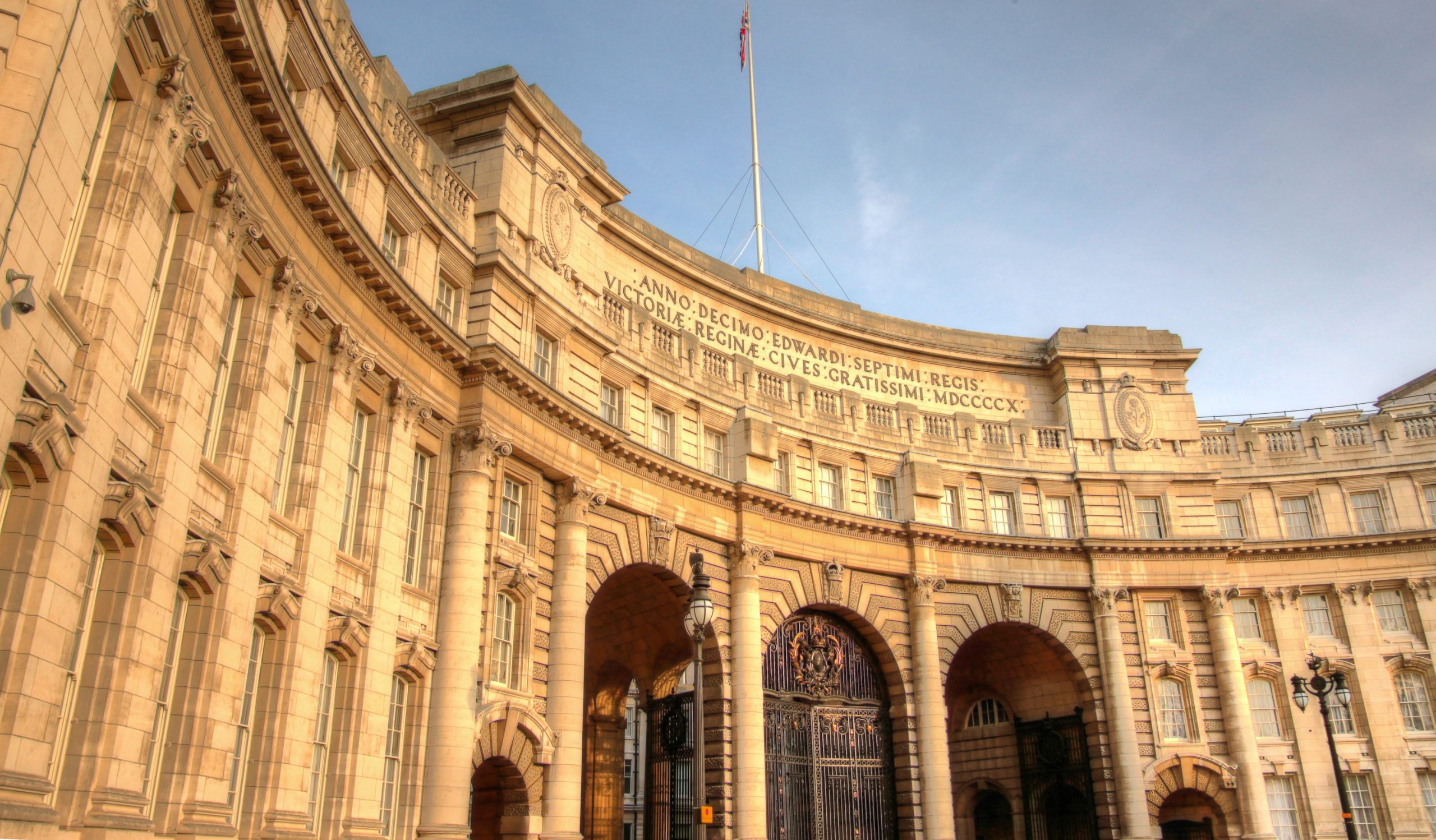 Chefs Clare Smyth and Daniel Boulud head to Admiralty Arch