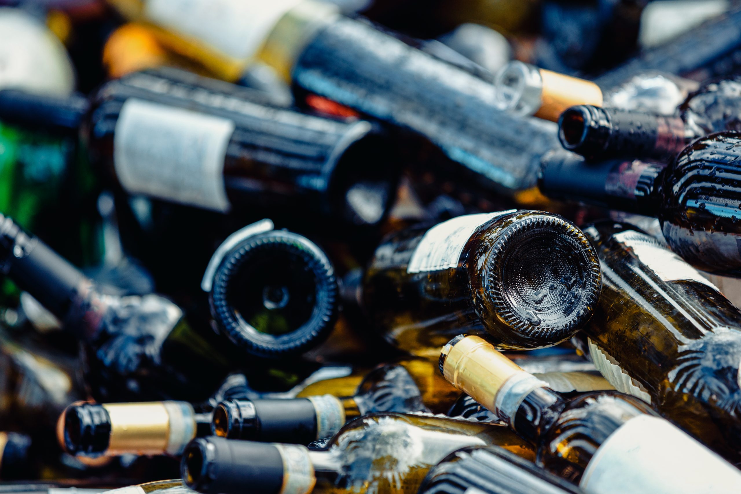 Drinks industry challenges ‘flawed’ waste packaging scheme